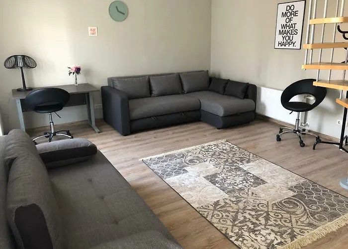 Family Or Group In Center Апартаменты