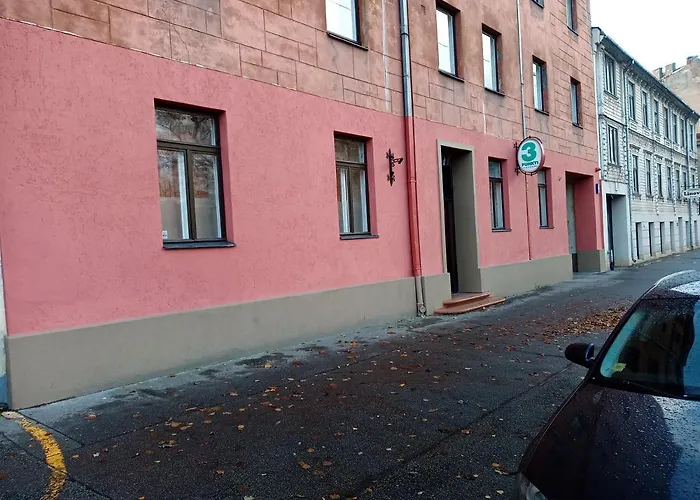 Family Or Group In Center *